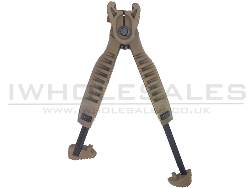 T&D FAB Style Fpregrip (Tan - TD095-DE) T&D FAB Style Fpregrip (Tan - TD095-DE)